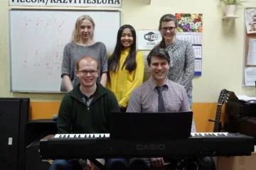 Музыкальная школа для взрослых Ирины Гулыниной 